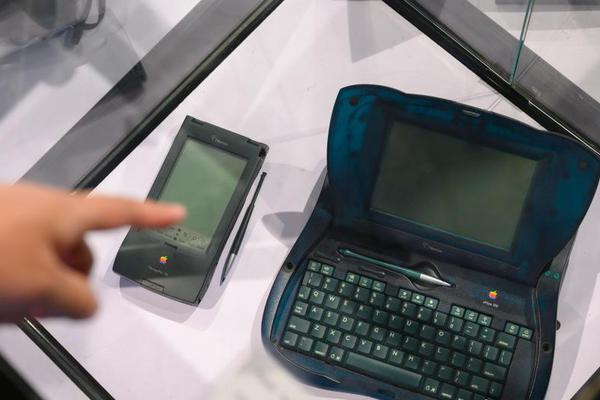 劉伯溫資料四肖選一肖，揭秘傳奇人物劉伯溫的一生，揭秘傳奇人物劉伯溫的一生，四肖選一劉伯溫資料全解析