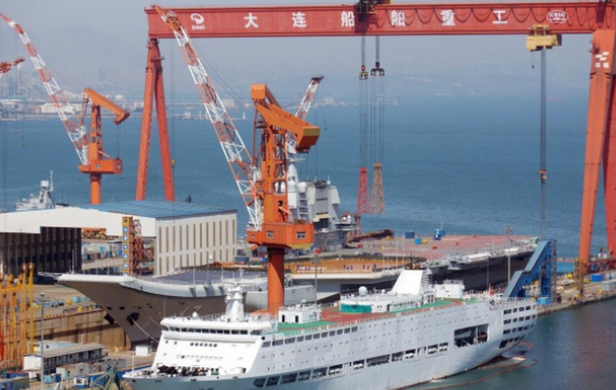 大連造船廠搬遷揭秘，新址究竟在哪里？，大連造船廠搬遷幕后揭秘，新址揭曉！