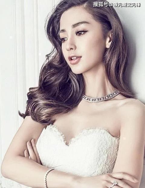 最美明星前十名，璀璨星空的耀眼明珠，最美明星榜單揭曉，璀璨星空中閃耀的十大耀眼明珠