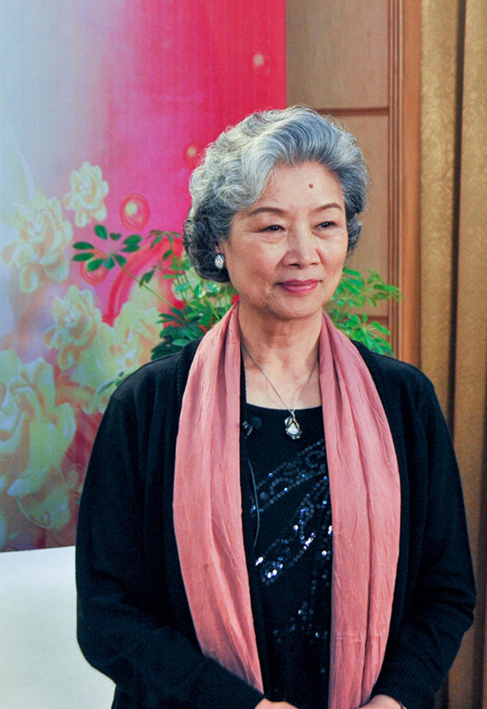 呂中個人資料簡介，呂中個人資料簡介，揭秘其生平與成就