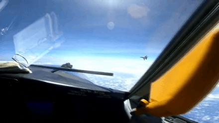 殲16百度百科，深度解析中國新一代多用途戰(zhàn)斗機，深度解析，中國新一代多用途戰(zhàn)斗機殲-16的百科全書介紹