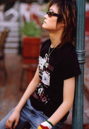 安又琪個人資料簡介及，一位閃耀娛樂圈的璀璨明星，安又琪，娛樂圈的璀璨明星個人資料簡介