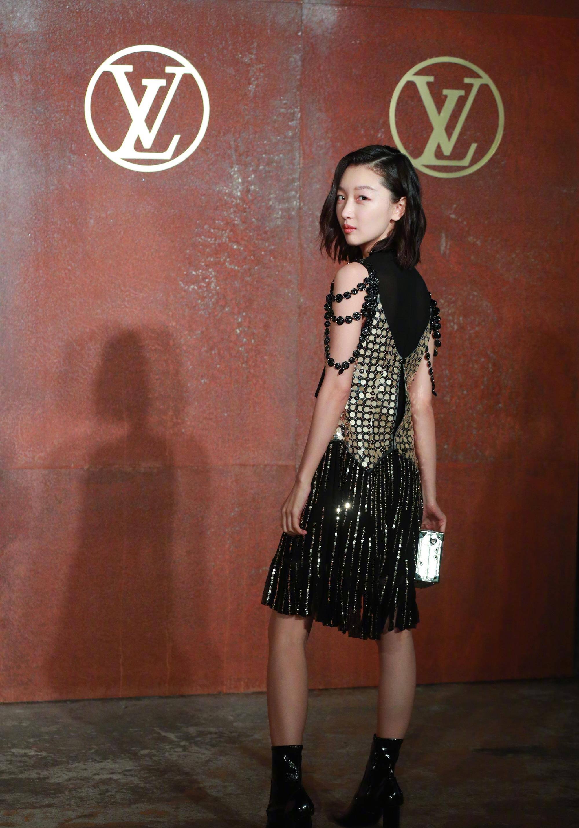 日本LV女星前百強(qiáng)榜單，璀璨閃耀的星光世界，日本LV女星百強(qiáng)榜單，星光璀璨的榮耀世界