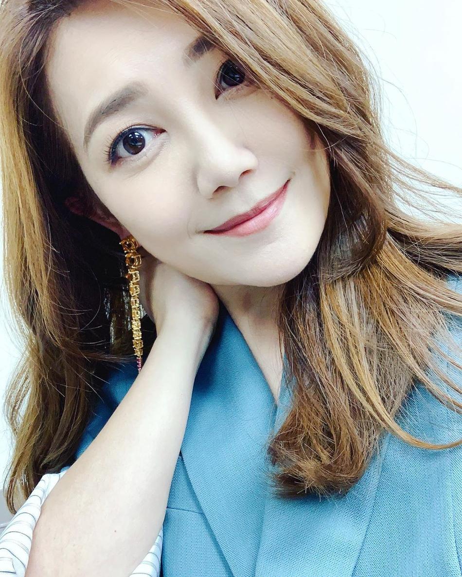 梁靜茹個(gè)人資料簡介及身高對比，梁靜茹個(gè)人資料簡介與身高對比