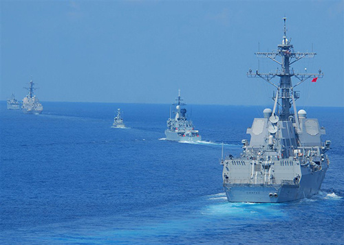 南海軍事新聞最新消息，展現(xiàn)地區(qū)軍事動(dòng)態(tài)與趨勢(shì)，南海軍事動(dòng)態(tài)更新，揭示地區(qū)軍事趨勢(shì)與最新消息